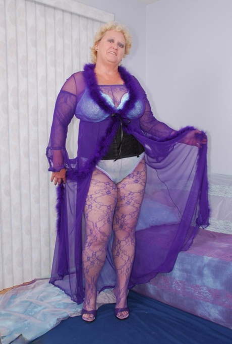 contact bbw crystal clear beautiful xxx photo