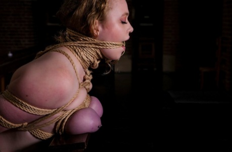 fat english girl playing with dildo art porn photo