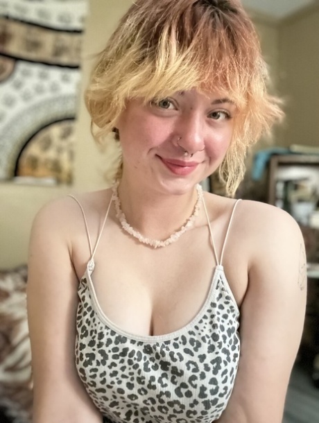 thick weenie gets inside taut pussy art porn gallery