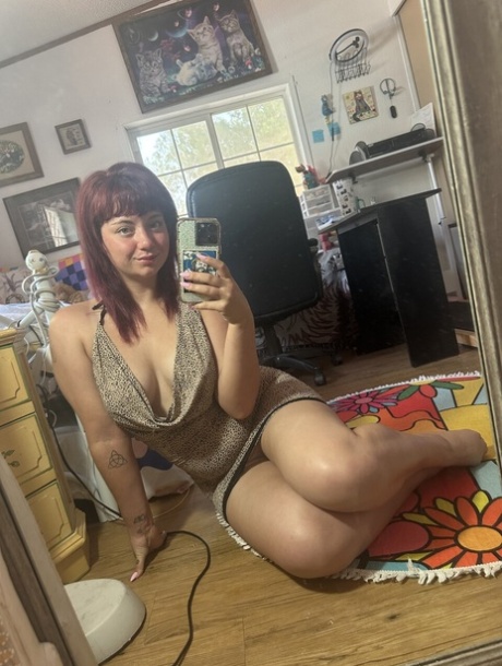 thick thigh girls hot galleries