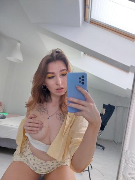 chubby princess cums masturbates sexy xxx pictures
